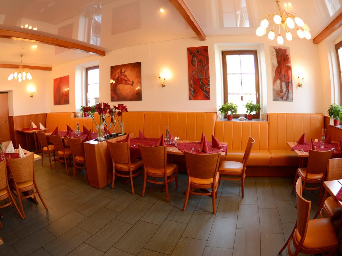 Hotel Rotes Einhorn **** Duren Bagian luar foto