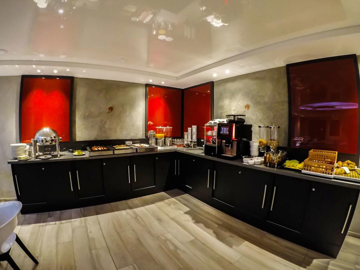Hotel Rotes Einhorn **** Duren Bagian luar foto