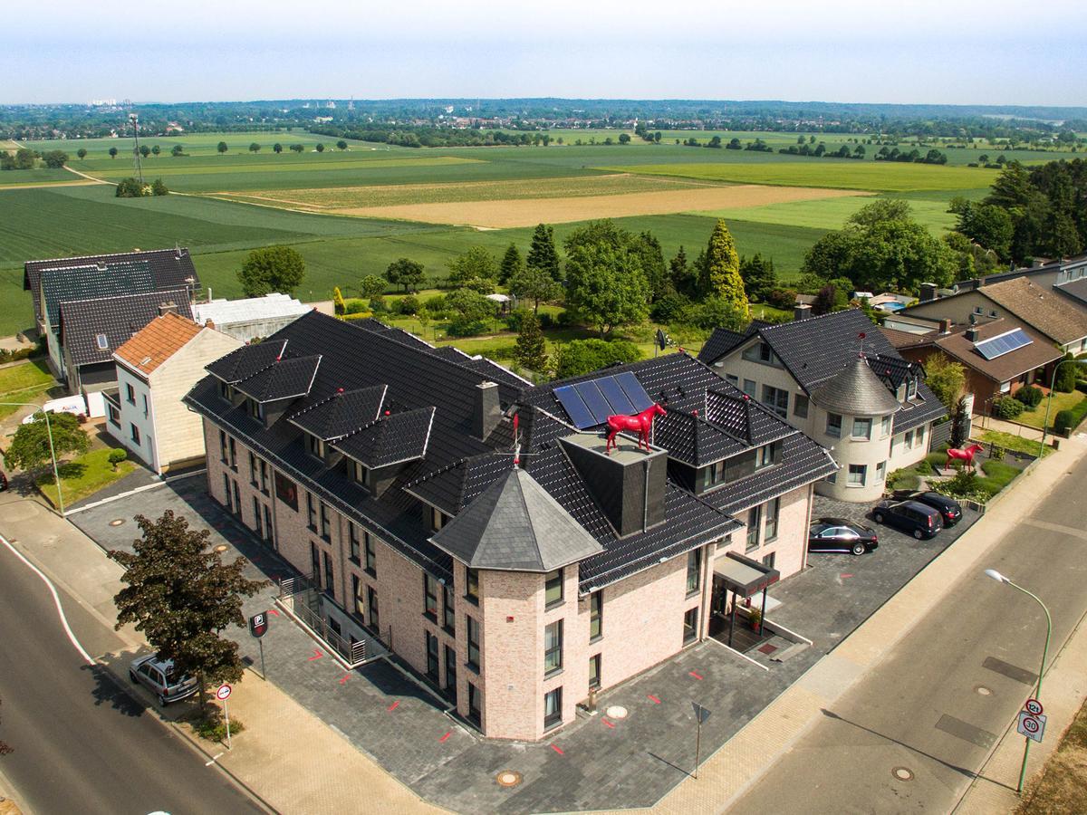 Hotel Rotes Einhorn **** Duren Bagian luar foto